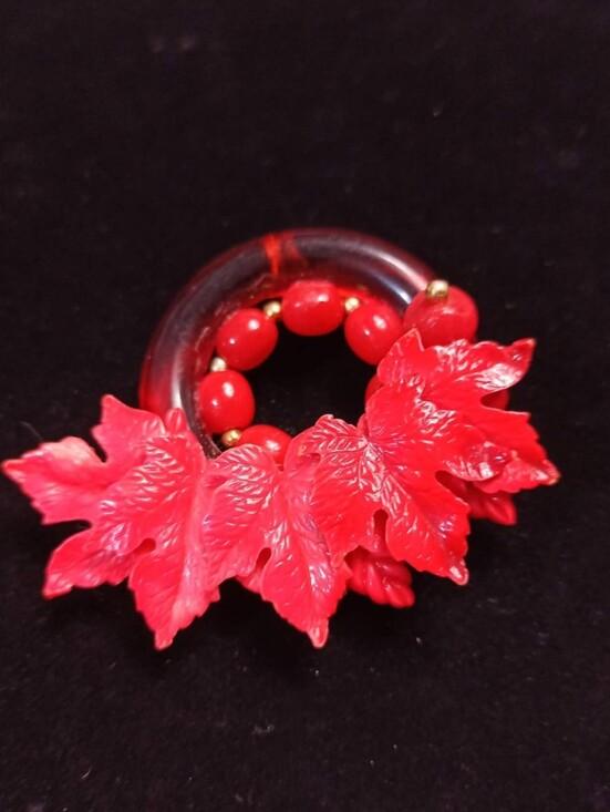 Vintage Jewelry - Vintage Lucite Floral Brooch Red Plastic Artisan Statement Pin
